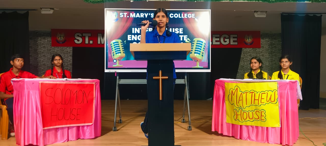 Inter House English-Hindi Debate 2025