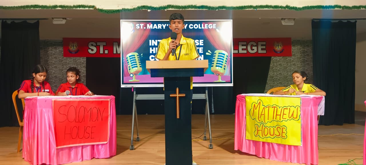 Inter House English-Hindi Debate 2025