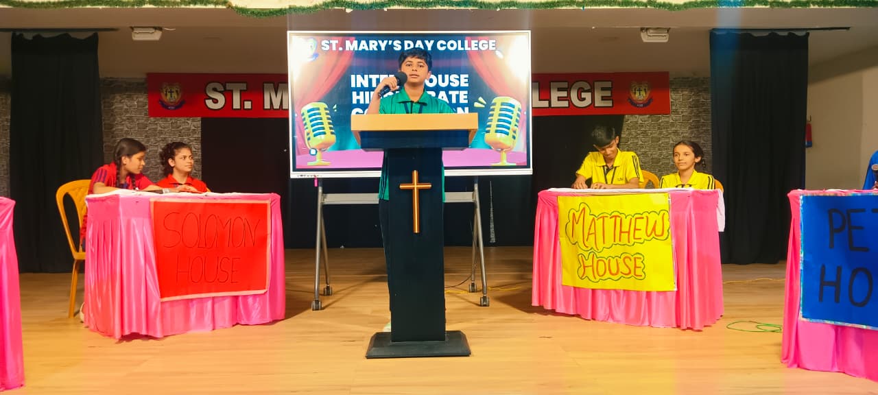 Inter House English-Hindi Debate 2025